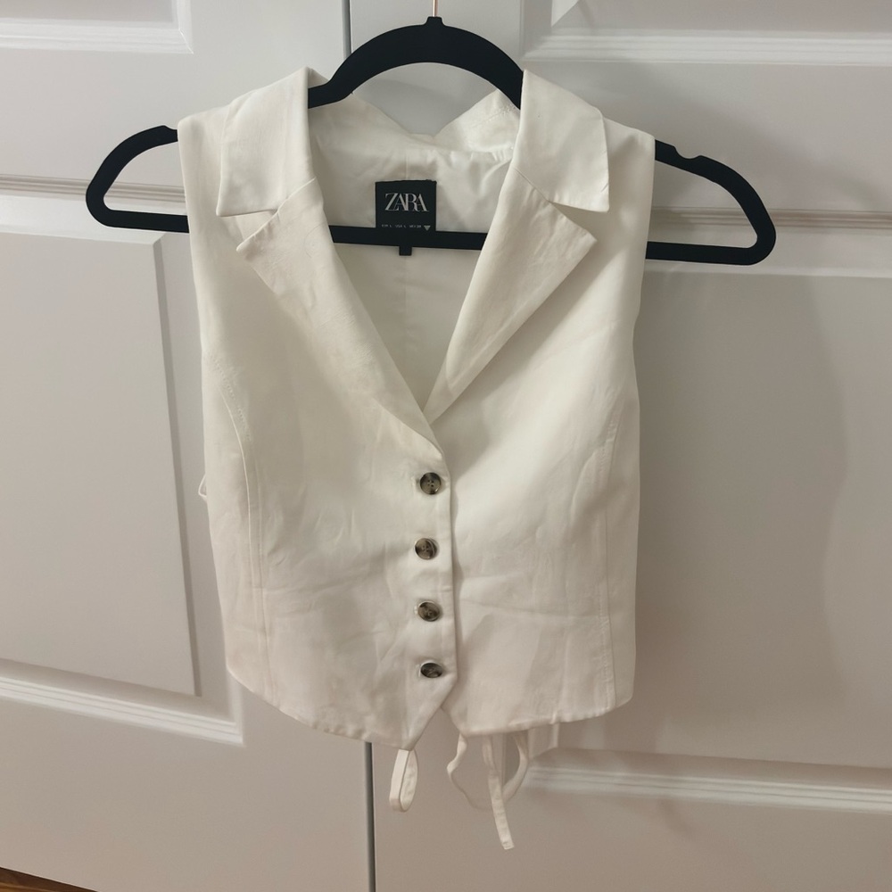 Zara Ivory Sleeveless Vest
